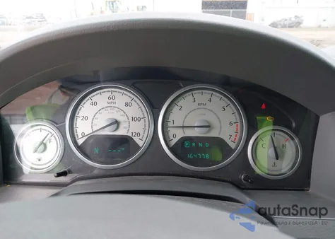 2008 Chrysler Town & Country Lx from USA, damaged, VIN 2A8HR44H38R635787